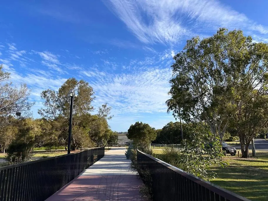 Gardens By The Bay - Acreage Living & Ev Charging Villa Deception Bay 0*,